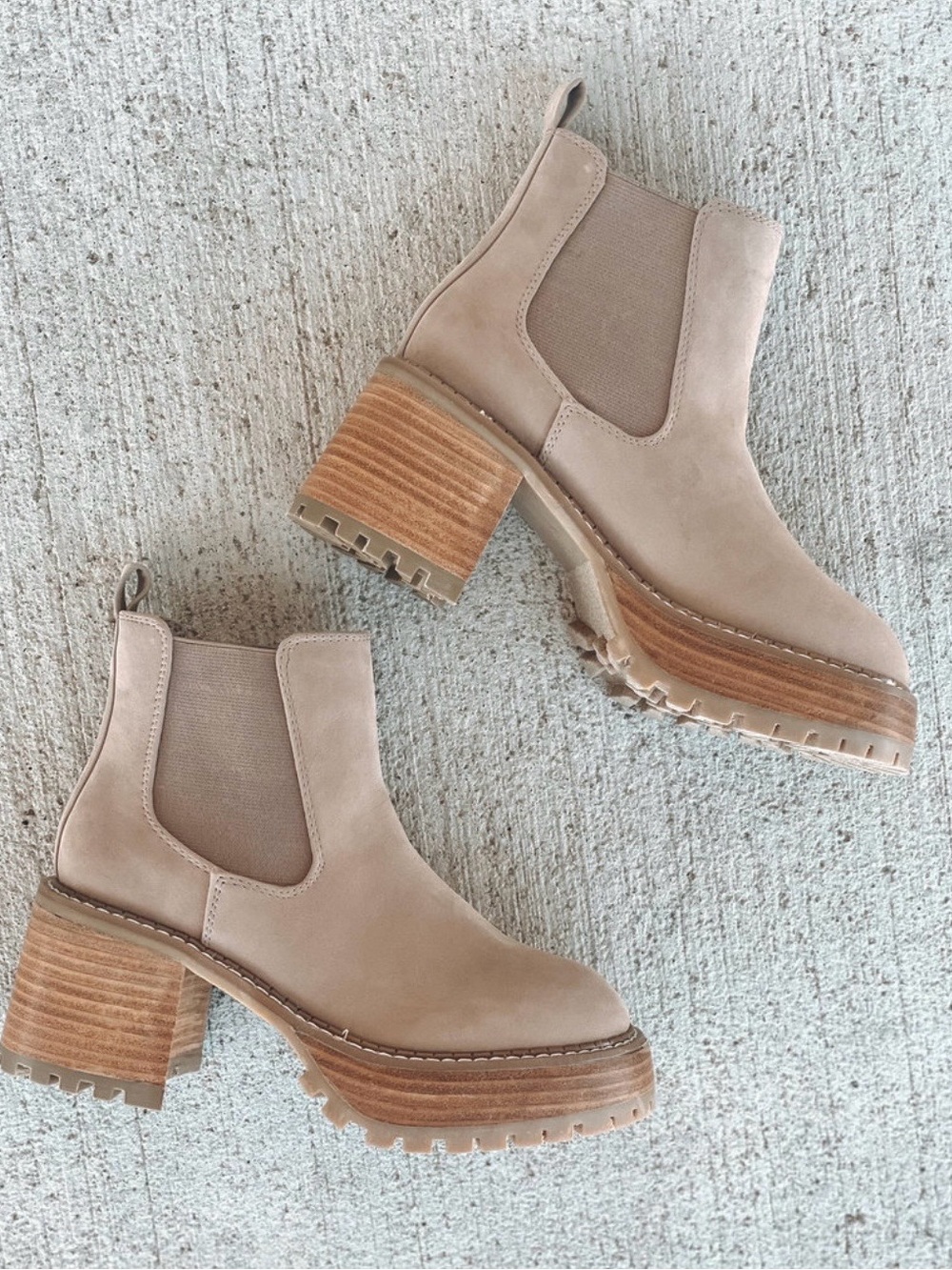 size 8, 8.5 new MIA Light Tan CHUNKY ANKLE BOOTS hippie women's beige "Niccole"